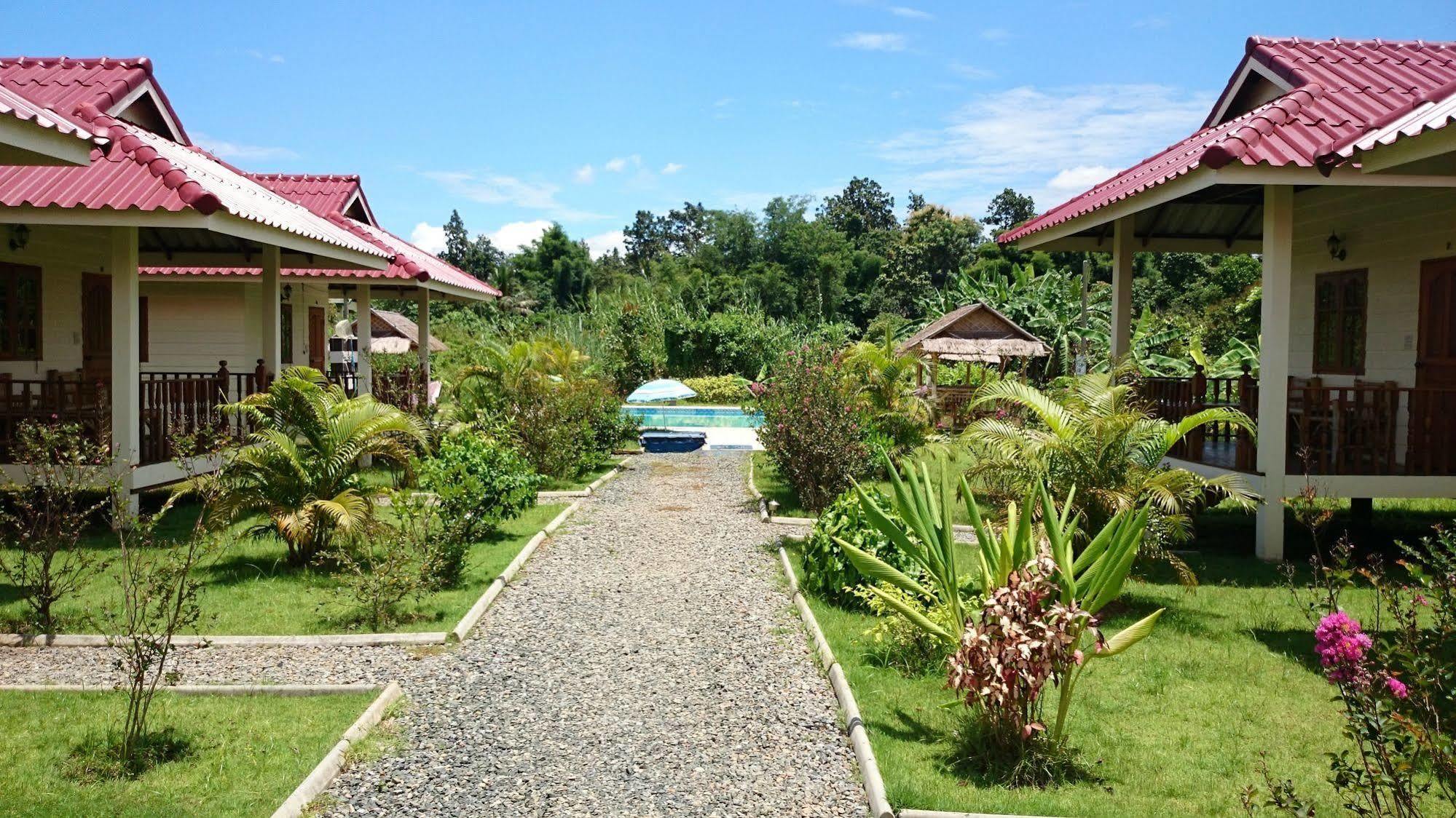 Smile Resort Mae Rim Exterior foto